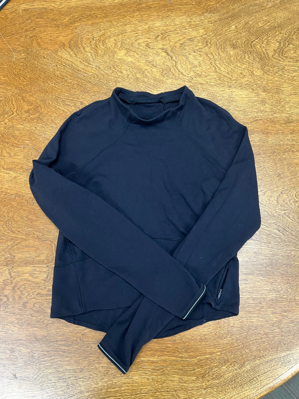 Lululemon Women’s Black Long-Sleeve Pullover Top - Unbranded